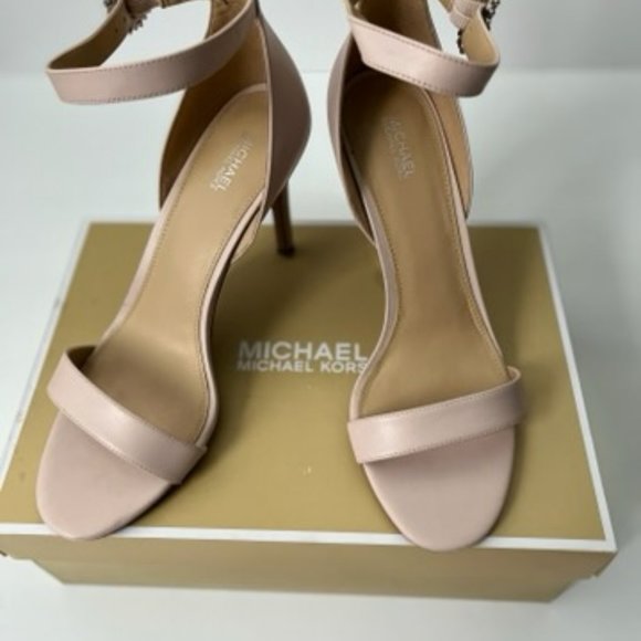 MICHAEL KORS  SOFT PINK VIOLA LEATHER SANDAL - Picture 1 of 9